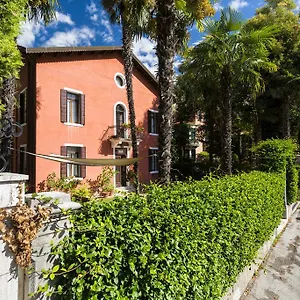 Oda ve Kahvaltı Casanova, Venedik-Lido